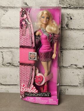 Barbie Fashionistas Doll Pink Dress Fur Stole 2011 NIB Mattel